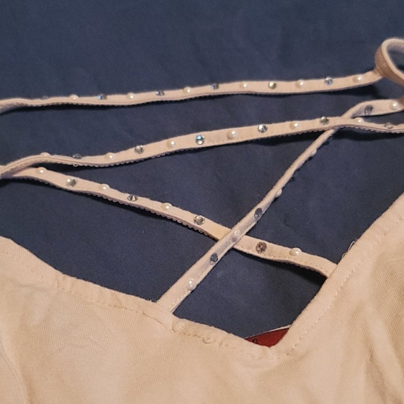 Red BKE tank - Picture 2 of 3